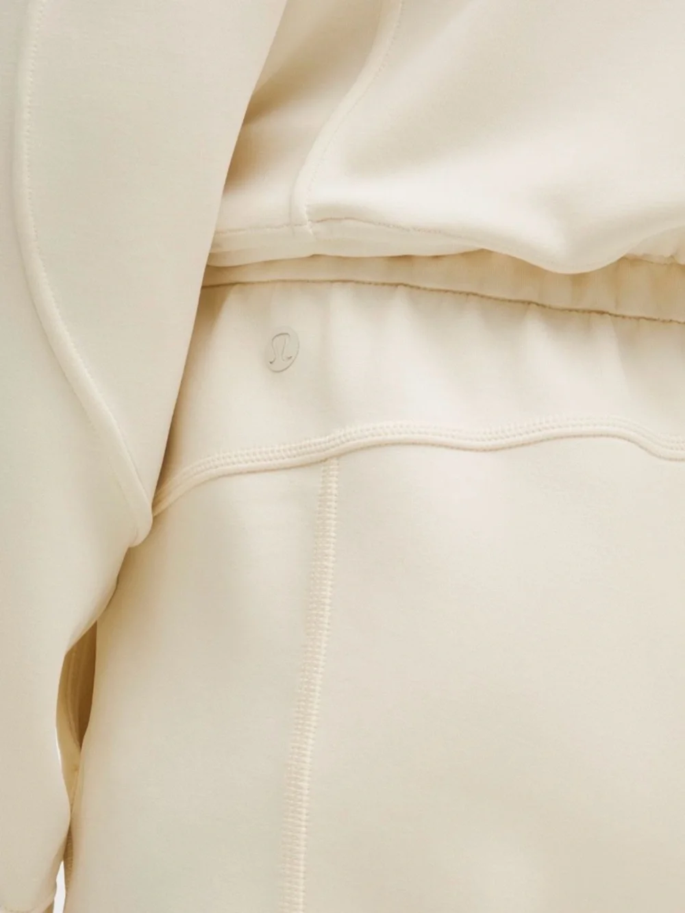 Lululemon Softstreme High Rise 4”Cream Athletic Pull-On Shorts